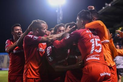  Brazil's Internacional players, celebrate after scoring against Chile's Palestino, during their Copa Libertadores football match at the San Carlos de Apoquindo stadium in Santiago, on March 06, 2019. (Photo by MARTIN BERNETTI / AFP)Editoria: SPOLocal: SantiagoIndexador: MARTIN BERNETTISecao: sports eventFonte: AFPFotógrafo: STF