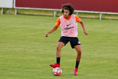  PORTO ALEGRE, RS, BRASIL 08/03/2019 - Treino do Inter. (FOTO: ROBINSON ESTRÁSULAS/AGÊNCIA RBS)