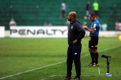  CaXIAS DO SUL, RS, BRASIL, 09/03/2019 - Juventude e Caxias se enfrentam as 16h30 no Estádio Alfredo Jaconi O vencedor do clássico Ca-Ju 283 deste sábado levará o troféu RBS TV Caxias 50 anos. Em caso de empate, a taça ficará com o clube visitante, no caso, o Caxias. (Marcelo Casagrande/Agênciab RBS)