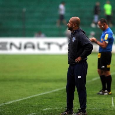  CaXIAS DO SUL, RS, BRASIL, 09/03/2019 - Juventude e Caxias se enfrentam as 16h30 no Estádio Alfredo Jaconi O vencedor do clássico Ca-Ju 283 deste sábado levará o troféu RBS TV Caxias 50 anos. Em caso de empate, a taça ficará com o clube visitante, no caso, o Caxias. (Marcelo Casagrande/Agênciab RBS)