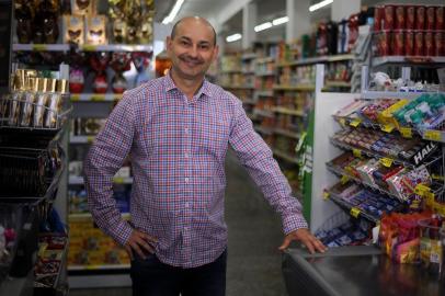  CAXIAS DO SUL, RS, BRASIL, 08/03/2019 - Foto de Flávio Forlin, diretor do Super Forlin, mercado que já completou 53 anos de atividade e está abrindo nova loja. Pauta do caderno +Serra. (Marcelo Casagrande/Agência RBS)