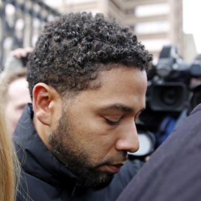 (FILES) In this file photo taken on February 21, 2019, Empire actor Jussie Smollett leaves Cook County jail after posting bond in Chicago. - A Chicago grand jury indicted American TV actor Jussie Smollett on 16 felony counts, after police accused him of staging a hate attack for personal gain, local media said Friday, March 8, 2019. (Photo by NUCCIO DINUZZO / GETTY IMAGES NORTH AMERICA / AFP)