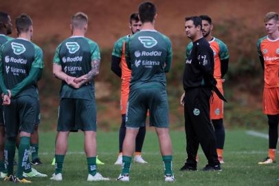  CAXIAS DO SUL, RS, BRASIL, 13/03/2019 - Juventude treina sob comando do novo técnico, Marquinhos Santos (NA FOTO). (Marcelo Casagrande/Agência RBS)