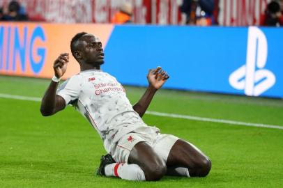  Sadio Mané marcou duas vezes na vitória do Liverpool sobre o Bayern de Munique pelas oitavas de final da Liga dos Campeões