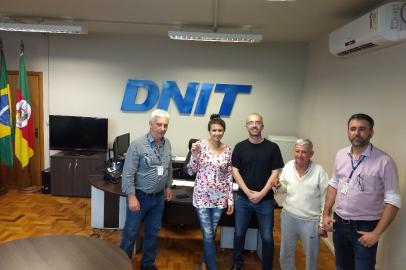 Dnit entrega primeiras chaves do programa de reassentamento da nova ponte do Guaíba