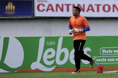  CAXIAS DO SUL, RS, BRASIL, 14/03/2019 - Equipe da Ser Caxias treina sob comando do técnico Pingo. NA FOTO: goleiro Lee. (Marcelo Casagrande/Agência RBS)