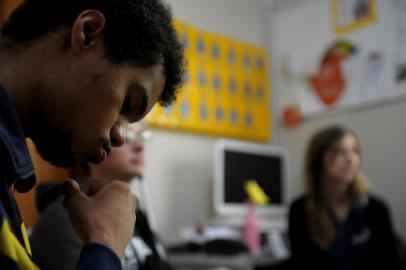 CAXIAS DO SUL, RS, BRASIL, 13/03/2019Inav: Oficinas diárias que ajudam os usuários de deficiência visualGiovani(Lucas Amorelli/Agência RBS)