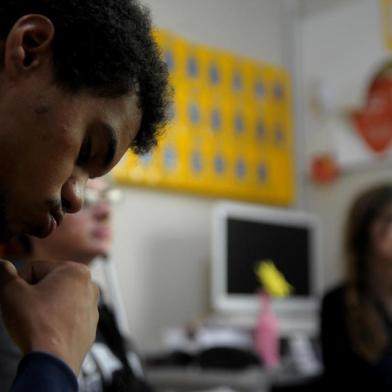 CAXIAS DO SUL, RS, BRASIL, 13/03/2019Inav: Oficinas diárias que ajudam os usuários de deficiência visualGiovani(Lucas Amorelli/Agência RBS)