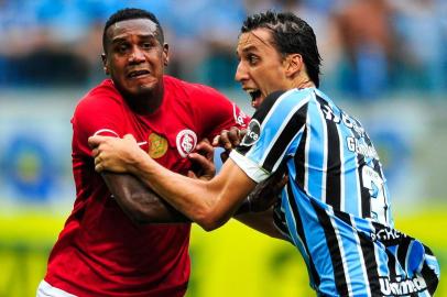  PORTO ALEGRE, RS, BRASIL, 18.03.2018. Inter e Grêmio disputam Gre-Nal 414 no estádio Arena e válido pela semifinal do Campeonato Gaúcho 2018. Na foto: Geromel (ANDERSON FETTER/AGÊNCIA RBS)