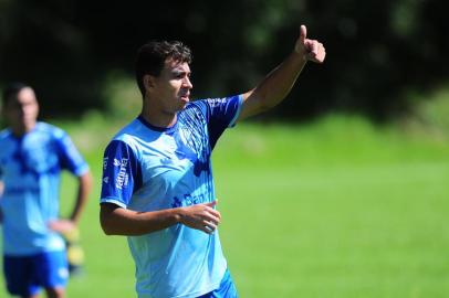  CAXIAS DO SUL, RS, BRASIL, 15/03/2019. Treino do Caxias que está disputando o Campeonato Gaúcho (Gauchão 2019). Na foto, atacante Ruan. (Porthus Junior/Agência RBS)Indexador:                                 