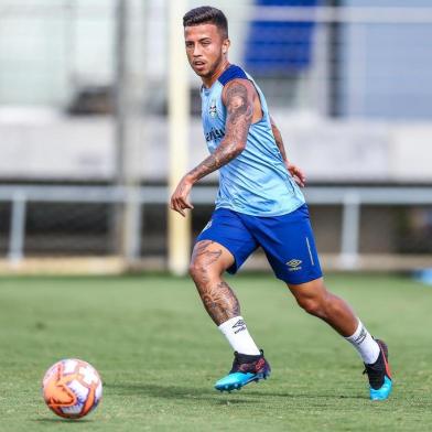 Treino Gremio RS - FUTEBOL/TREINO GREMIO  - ESPORTES - Jogadores do Gremio realizam treino durante a tarde desta quarta-feira no Centro de Treinamentos Luiz Carvalho, na preparacao para o Campeonato Gaucho 2019. FOTO: LUCAS UEBEL/GREMIO FBPAEditoria: SPOIndexador: Lucas UebelSecao: futebolFonte: Gremio.netFotógrafo: Treino Gremio 