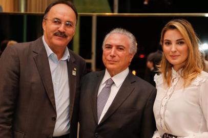 Deputado federal Mauro Pereira, presidente Michel Temer e Marcela Temer, no Palácio da Alvorada