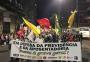 Manifestantes protestam contra reforma da Previdência no centro de Porto Alegre