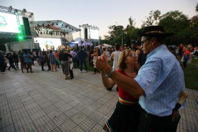  PORTO ALEGRE - BRASIL - Baile da Cidade no Parque da Redenção (FOTO: LAURO ALVES)