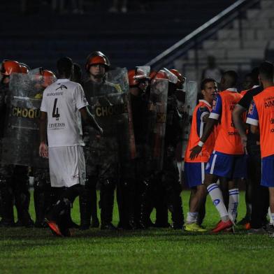  SÃO LEOPOLDO, RS, BRASIL (24/03/2019) Aimoré x SER  Caxias. Quartas de final do Campeonato Gaúcho no Estádio Cristo Rei. (Antonio Valiente/Agência RBS)