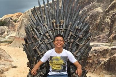 Trono de Game of Thrones é encontrado no Ceará