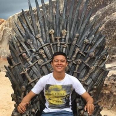 Trono de Game of Thrones é encontrado no Ceará