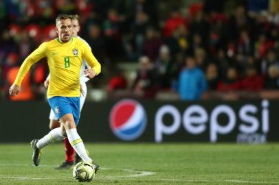 Arthur no amistoso da Seleção Brasileira contra a República Tcheca