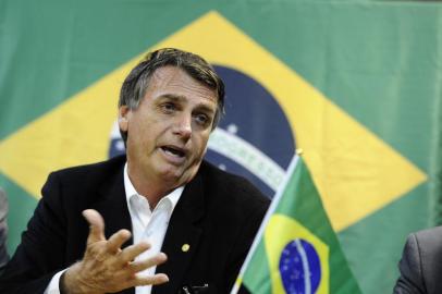  Blumenau - SC - Brasil - 19052017 - Jair Bolsonaro faz comício na vila germânica em Blumenau