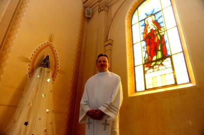  CAXIAS DO SUL, RS, BRASIL (17/03/2017) . Padre Ezequiel  Dal Pozzo festeja 10 anos de sacerdócio. Diocese de Caxias do Sul. (Roni Rigon/Pioneiro).