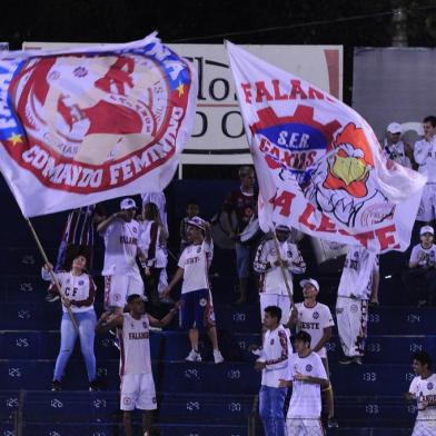  CAXIAS DO SUL, RS, BRASIL, 28/03/2019. SER Caxias x Aimoré, jogo de volta das quartas-de-final do Campeonato Gaúcho (Gauchão 2019) e realizado no estádio Centenário. (Porthus Junior/Agência RBS)