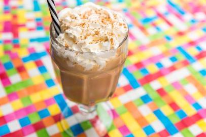  PORTO ALEGRE, RS, BRASIL, 29/11/2016 : Destemperados - Receitas de milk-shake. (Omar Freitas/Agência RBS)Indexador: Omar Freitas