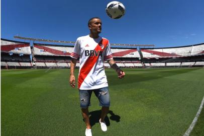 Em 2016, DAlessandro retornou ao River Plate por empréstimo