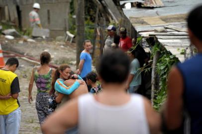 CAXIAS DO SUL, RS, BRASIL, 31/03/2019Homícídio no bairro vila Ipê na rua Canário. (Lucas Amorelli/Agência RBS)