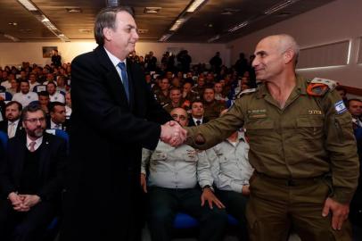 (Tel Aviv - Israel, 01/04/2019) Presidente da República, Jair Bolsonaro, durante imposição da Insígnia da Ordem Nacional do Cruzeiro do Sul, à Brigada de Busca e Salvamento do Comando da Frente Interna de Israel.