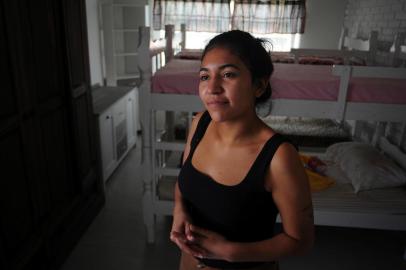  CAXIAS DO SUL, RS, BRASIL 01/04/2019Andressa Brum de Camargo, 18 anos, é a primeira moradora da Casa de Acolhida Papa Francisco, em Caxias do Sul. (Felipe Nyland/Agência RBS)