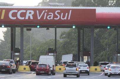  PORTO ALEGRE, RS, BRASIL, 15/02/2019- Pedágio na Free Way.(FOTOGRAFO: RONALDO BERNARDI / AGENCIA RBS)