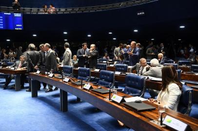  PlenÃ¡rio do Senado Federal durante sessÃ£o deliberativa ordinÃ¡ria. Ordem do dia.Em pronunciamento, Ã  bancada, senador Alvaro Dias (Pode-PR).Foto: Moreira Mariz/Agência SenadoLocal: BrasÃ­liaIndexador: Moreira MarizFonte: AgÃªncia SenadoFotógrafo: mm