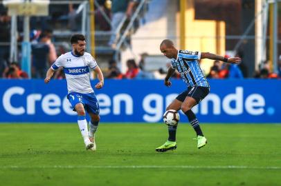 Gremio x Universidad CatolicaRS - FUTEBOL/CONMEBOL LIBERTADORES 2019 /GREMIO X UNIVERSIDAD CATOLICA - ESPORTES - Lance da partida entre Gremio e Universidad CatÃ³lica do Chile, disputada na noite desta quinta-feira, no Estadio San Carlos de Apoquento, em Santiago, valida pela da Conmebol Libertadores 2019. FOTO: LUCAS UEBEL/GREMIO FBPAEditoria: SPOIndexador: Lucas UebelSecao: futebolFonte: Gremio.netFotógrafo: Gremio x Universidad Catolica