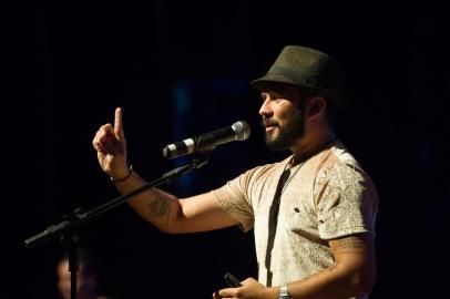 Bráulio Bessa esteve no Teatro Murialdo, em Caxias