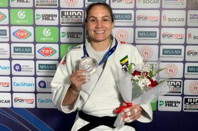  A judoca gaúcha Maria Portela conquista a prata no Grand Prix de Antalya, na Turquia.