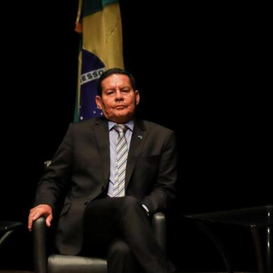  PORTO ALEGRE, RS, BRASIL, 22.03.2019. General Hamilton Mourão, vice-presidente da República na Fiergs.(FOTOGRAFO: OMAR FREITAS / AGENCIA RBS)