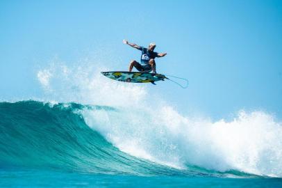 Quiksilver Pro and Boost Mobile Pro Gold Coast - WSL Championship Tour 2019QUEENSLAND, AUSTRALIA - APRIL 8: Italo Ferreira of Brazil wins the 2019 Quiksilver Pro Gold Coast after winning the final at Duranbah Beach on April 8, 2019 in Queensland, Australia.Editoria: EDILocal: CoolangattaIndexador: Matt DunbarSecao: EDITORIALFonte: www.worldsurfleague.comFotógrafo: Contributor