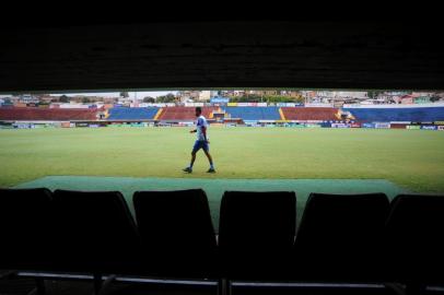  CAXIAS DO SUL, RS, BRASIL 08/04/2019Time do Caxias terá descanso após ser eliminado do Gauchão 2019, equipe deve voltar na semana que vem para iniciar os preparativos para a Série D. (Felipe Nyland/Agência RBS)