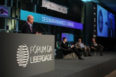  PORTO ALEGRE, RS, BRASIL - 08/04/2019 - Fórum da Liberdade. Salim Mattar fala no evento.