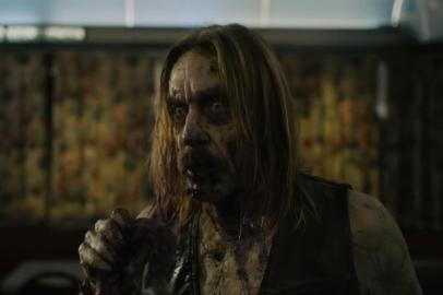 Iggy Pop como um morto-vivo no filme The Dead Dont Die, de Jim Jarmusch