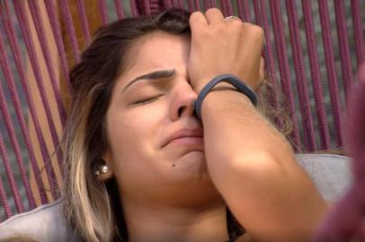 Hariany chora temendo expulsão do BBB 19