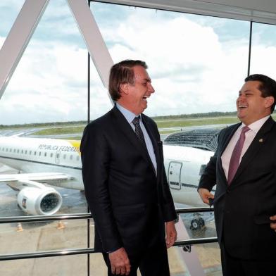  (Macapá - Amapá, 12/04/2019) Presidente da República, Jair Bolsonaro, e o Presidente do Senado Federal, Senador Davi Alcolumbre, durante cerimônia de Inauguração do Novo Terminal de Passageiros do Aeroporto Internacional de Macapá ¿ Alberto Alcolumbre.Foto: Alan Santos/PR