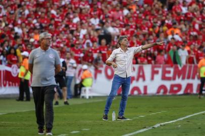  PORTO ALEGRE, RS, BRASIL, 14.04.2019. Inter e Grêmio se enfrentam no Beira-Rio em primeira partida pela final do Campeonato Gaúcho 2019. Clássico é o Gre-Nal de número 419.(FOTOGRAFO: ANDRÉ ÁVILA / AGENCIA RBS)Indexador: Andre Avila