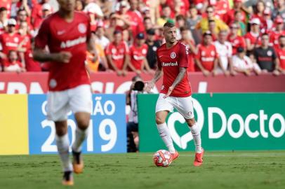  PORTO ALEGRE, RS, BRASIL, 14.04.2019. Inter e Grêmio se enfrentam no Beira-Rio em primeira partida pela final do Campeonato Gaúcho 2019. Clássico é o Gre-Nal de número 419.(Foto: Marco Favero / Agencia RBS)Indexador: Felix Zucco