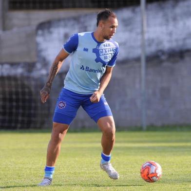  CAXIAS DO SUL, RS, BRASIL (26/03/2019)Treino do SER Caxias. Na foto, Junior Alves. (Antonio Valiente/Agência RBS)