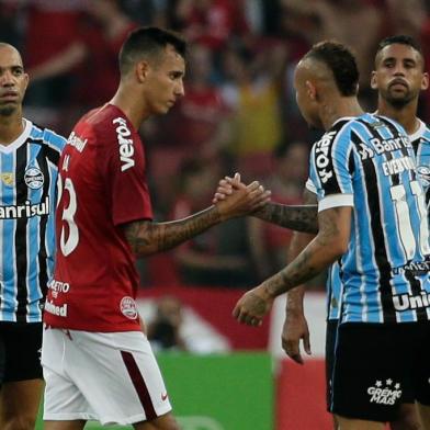  PORTO ALEGRE, RS, BRASIL, 14.04.2019. Inter e Grêmio se enfrentam no Beira-Rio em primeira partida pela final do Campeonato Gaúcho 2019. Clássico é o Gre-Nal de número 419.(Foto: Marco Favero / Agencia RBS)Indexador: Felix Zucco