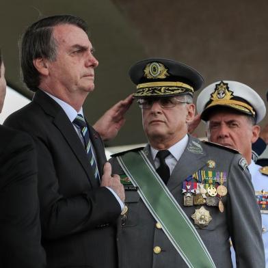 (Brasília - DF, 17/04/2019) Presidente da República, Jair Bolsonaro durante Cerimônia Comemorativa do Dia do Exército, com a Imposição da Ordem do Mérito Militar e da Medalha do Exército Brasileiro.