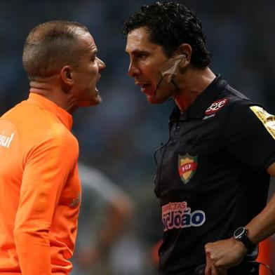  PORTO ALEGRE, RS, BRASIL, 17.04.2019. Inter e Grêmio se enfrentam na Arena pela final do Campeonato Gaúcho 2019. Clássico é o Gre-Nal de número 420.(FOTOGRAFO: JEFFERSON BOTEGA / AGENCIA RBS)Indexador: Jeff Botega