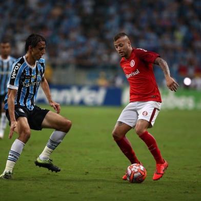  PORTO ALEGRE, RS, BRASIL, 17.04.2019. Inter e Grêmio se enfrentam na Arena pela final do Campeonato Gaúcho 2019. Clássico é o Gre-Nal de número 420.(FOTOGRAFO: JEFFERSON BOTEGA / AGENCIA RBS)Indexador: Jeff Botega