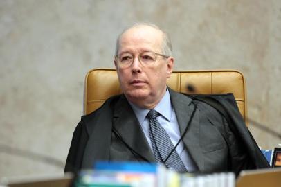  Ministro Celso de Mello durante sessão do STF